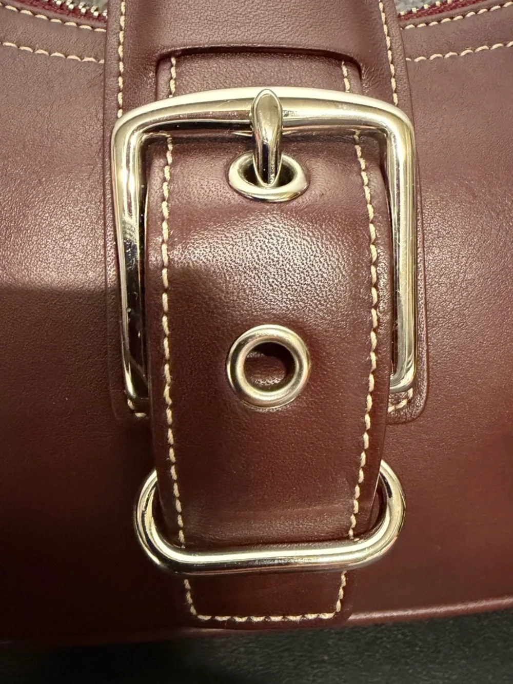 Coach Soho Buckle Shoulder Bag Red Brown Leather Y2K F1048-7540 - Picture 3 of 13